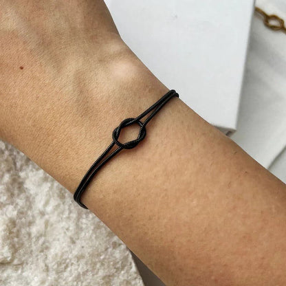 Lavva Knot Bracelet